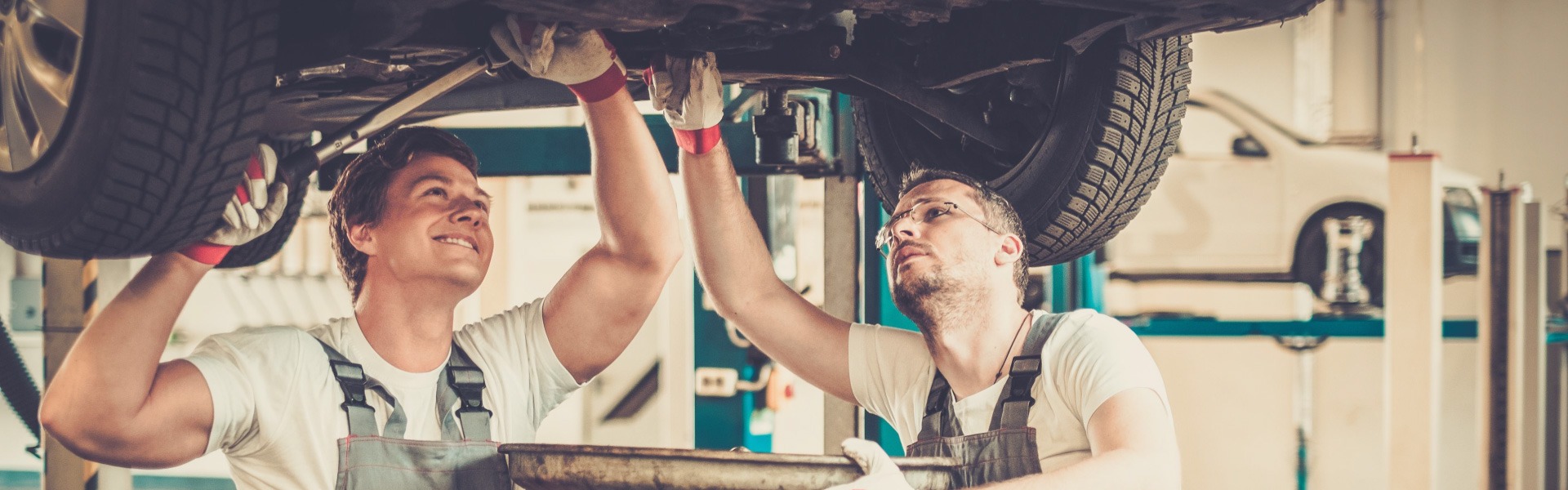 CAR SAFETY CHECKLIST FROM US TO YOU!