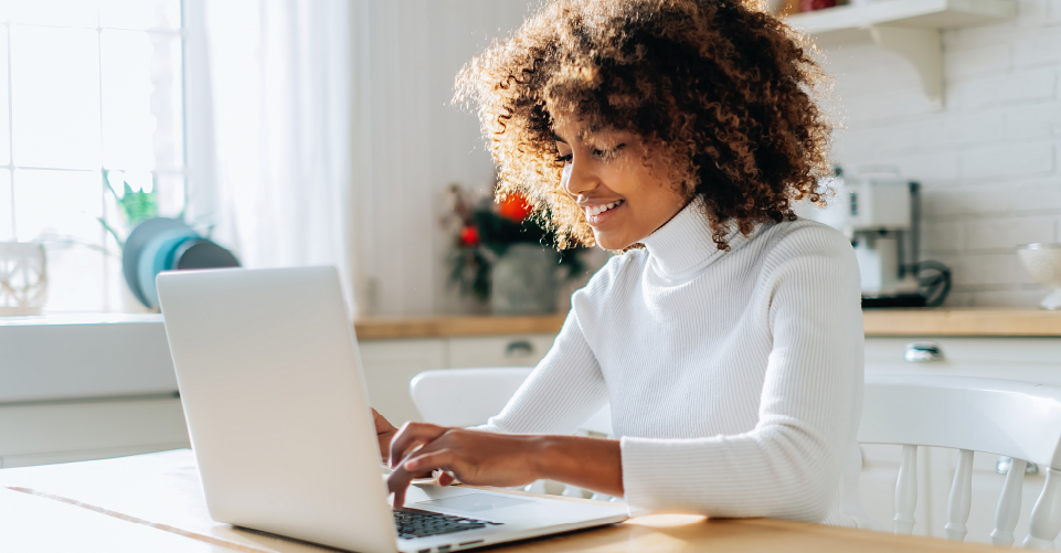 CANCEL YOUR DATE WITH THE TRAFFIC DEPARTMENT! YOU CAN NOW RENEW YOUR LICENCES ONLINE