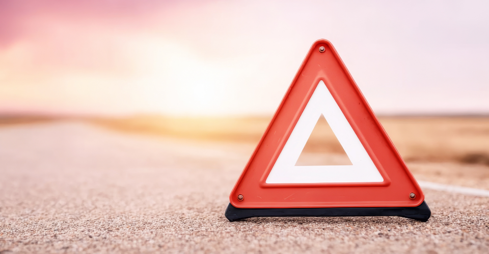 ROADSIDE EMERGENCIES: WHAT TO DO WHEN THINGS GO WRONG